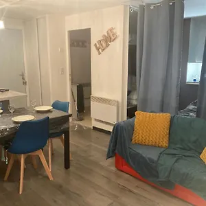 Appartement Le  studio Sur La Neste  Dans Le Centre D’arreau, Arreau